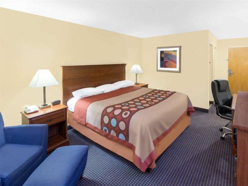 Super 8 By Wyndham Hattiesburg South Экстерьер фото